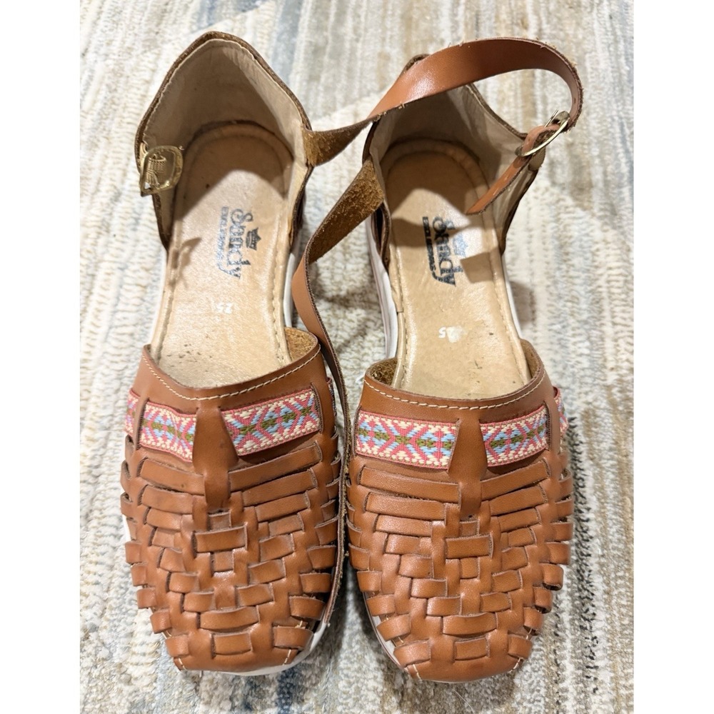 Sandy Exclusives Brown Woven Leather Closed Toe Buckle Strap Flats Teens 7.5